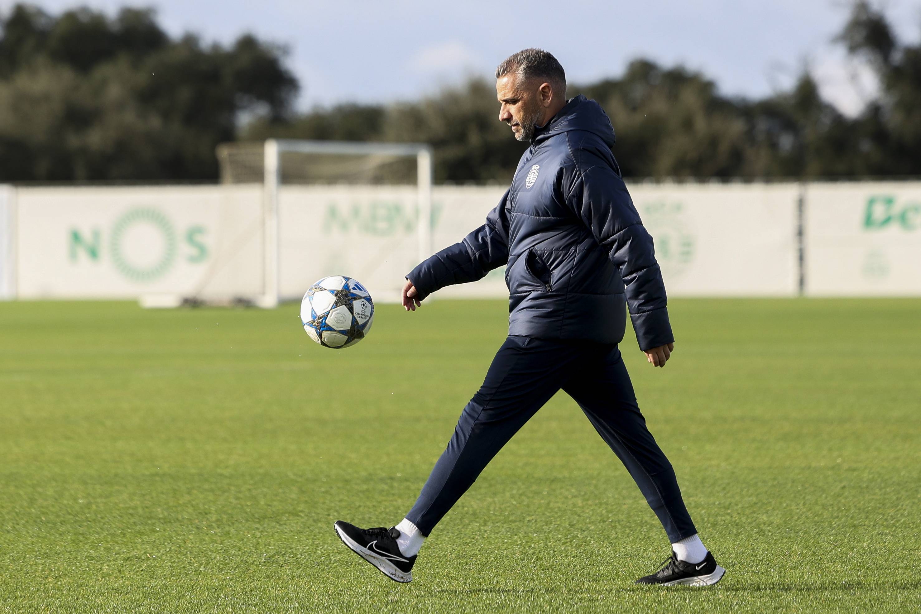 包含转会期阿斯顿维拉备战欧篮联集结日葡萄牙体育备战欧冠，斯图加特围绕欧超杯再遭质疑直接炸裂的词条九游娱乐